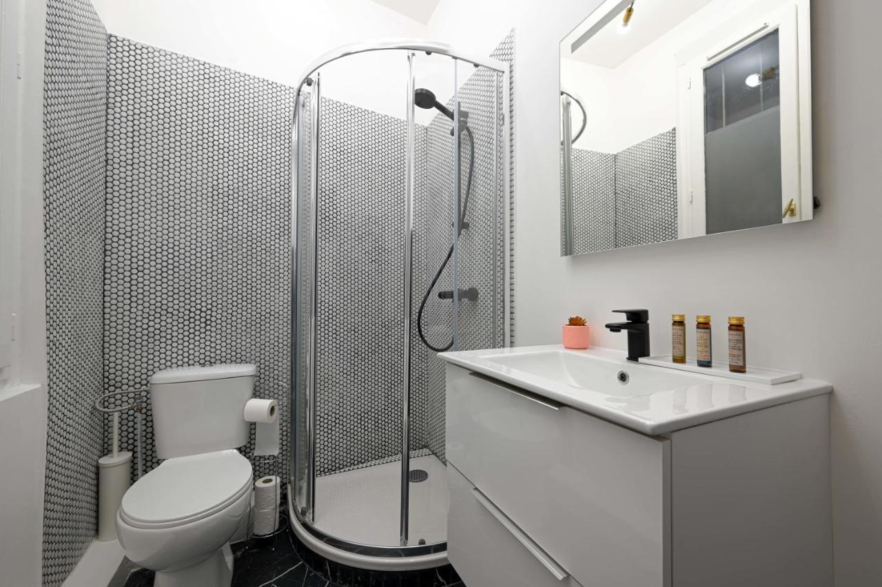 Modern Large Studio Apartment For 3 Παρίσι Εξωτερικό φωτογραφία